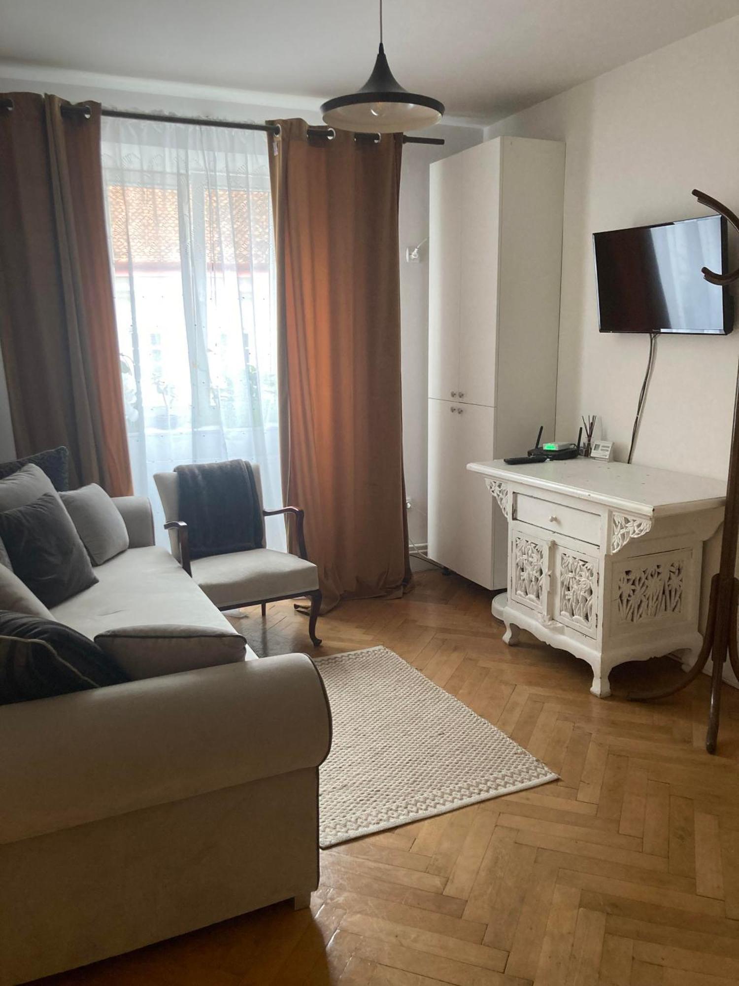 Valentina'S Apartment In City Center ブラショフ エクステリア 写真